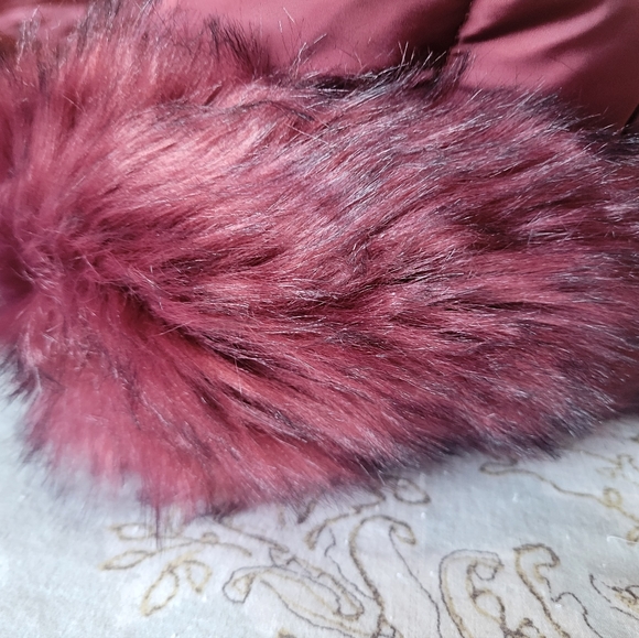 NWT Size S Jessica Simpson Winter Parka. Merlot Colour - Picture 10 of 10